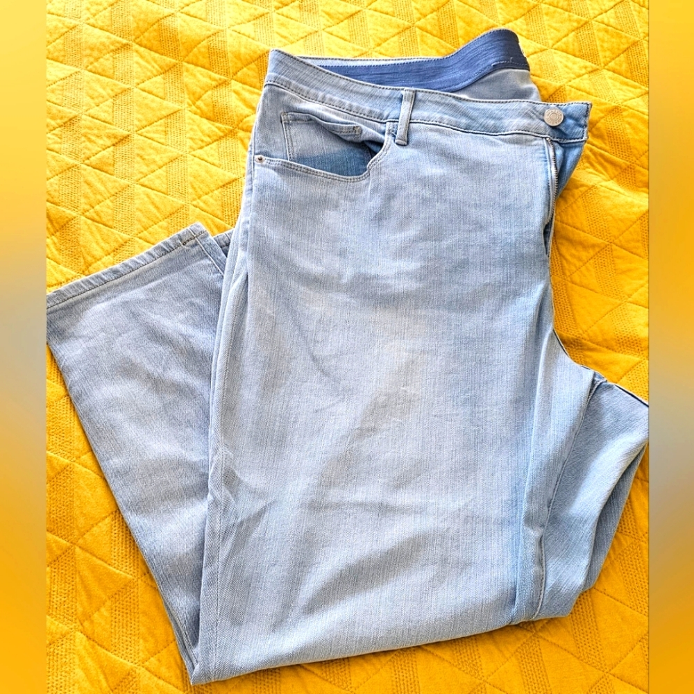 Ava&Viv light denim stretch jeans sz 26W Soft Stretch perfect for Spring